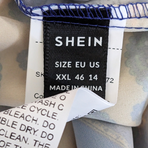 Colorful Patterned Button-Up Blouse - Picture 5 of 5